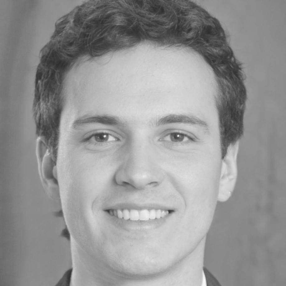 David Chen, Senior Floral Designer